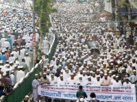 হিন্দুত্ববাদ প্রতিষ্ঠা এবং মুসলমানিত্ব ধ্বংসের চক্রান্ত চলছে -পীর সাহেব চরমোনাই (ভিডিওসহ)